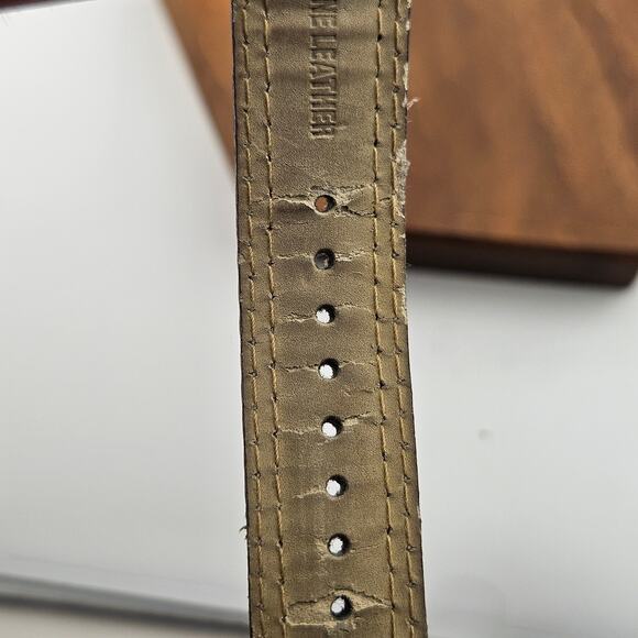 Sammy Sosa Home Run Hero Men's Watch Chicago Cubs Silver Tone Brown Leather Band - Picture 8 of 8